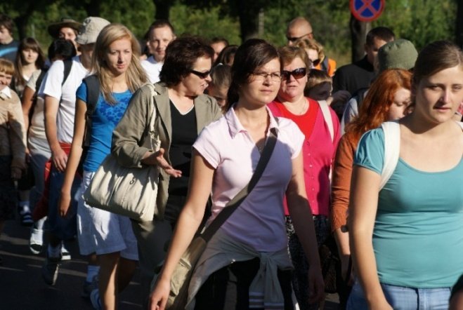 XXV Piesza Pielgrzymka do Częstochowy (01.08.09) - zdjęcie #6 - eOstroleka.pl