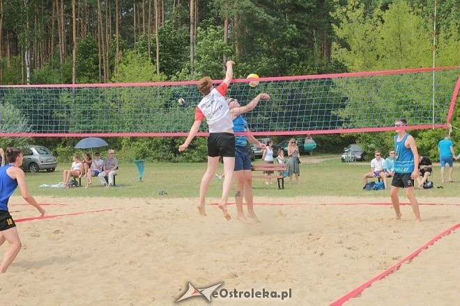 VIII Otwarty Turniej Plażowej Piłki Siatkowej [25.07.2015] - zdjęcie #47 - eOstroleka.pl