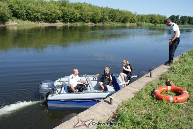 Ostrołęka: O bezpieczeństwie nad wodą na plaży miejskiej [27.07.2015] - zdjęcie #5 - eOstroleka.pl