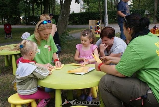 Nauka pierwszej pomocy z Radosnym Świetlicobusem [29.07.2015] - zdjęcie #153 - eOstroleka.pl