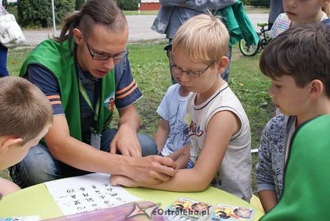 Nauka pierwszej pomocy z Radosnym Świetlicobusem [29.07.2015] - zdjęcie #147 - eOstroleka.pl