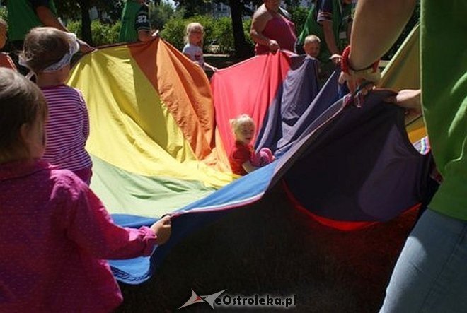Nauka pierwszej pomocy z Radosnym Świetlicobusem [29.07.2015] - zdjęcie #129 - eOstroleka.pl