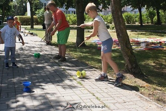 Nauka pierwszej pomocy z Radosnym Świetlicobusem [29.07.2015] - zdjęcie #127 - eOstroleka.pl