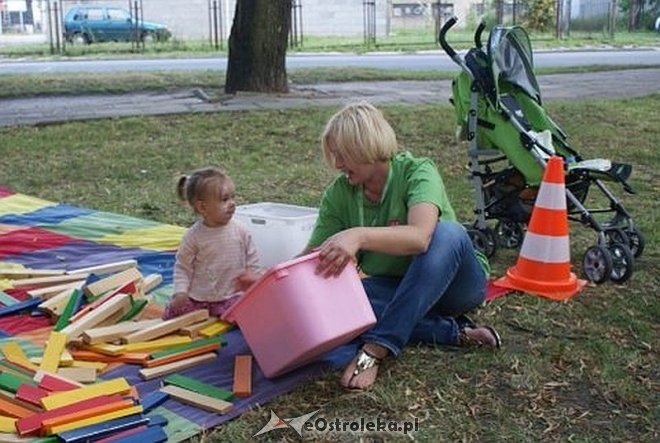 Nauka pierwszej pomocy z Radosnym Świetlicobusem [29.07.2015] - zdjęcie #91 - eOstroleka.pl