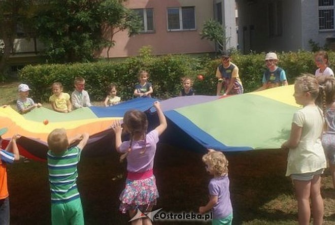 Nauka pierwszej pomocy z Radosnym Świetlicobusem [29.07.2015] - zdjęcie #83 - eOstroleka.pl