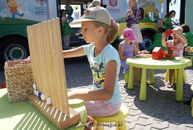 Nauka pierwszej pomocy z Radosnym Świetlicobusem [29.07.2015] - zdjęcie #69 - eOstroleka.pl