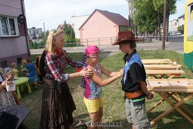 Nauka pierwszej pomocy z Radosnym Świetlicobusem [29.07.2015] - zdjęcie #41 - eOstroleka.pl