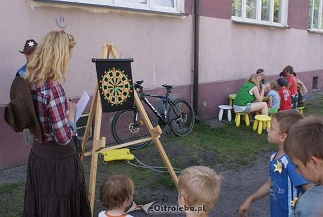 Nauka pierwszej pomocy z Radosnym Świetlicobusem [29.07.2015] - zdjęcie #9 - eOstroleka.pl