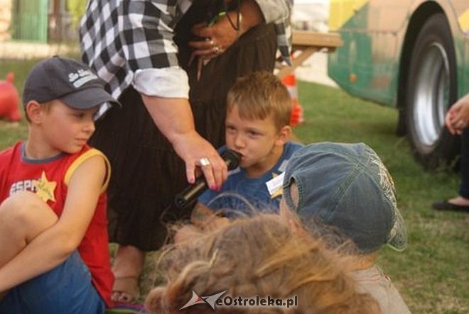 Nauka pierwszej pomocy z Radosnym Świetlicobusem [29.07.2015] - zdjęcie #232 - eOstroleka.pl
