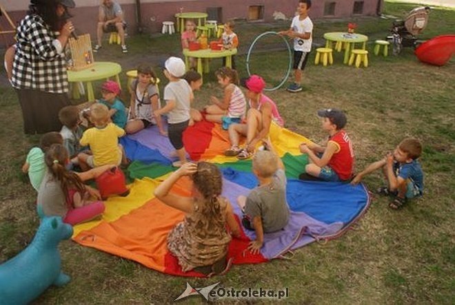 Nauka pierwszej pomocy z Radosnym Świetlicobusem [29.07.2015] - zdjęcie #230 - eOstroleka.pl