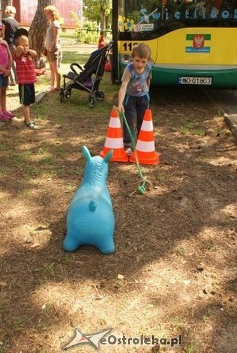 Nauka pierwszej pomocy z Radosnym Świetlicobusem [29.07.2015] - zdjęcie #224 - eOstroleka.pl