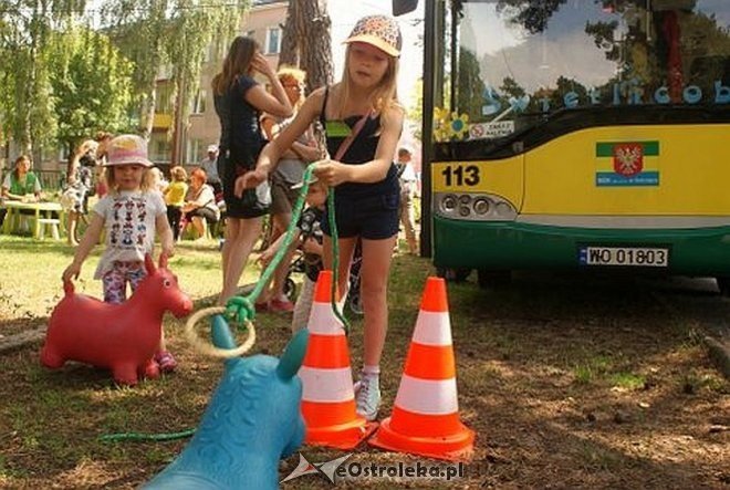 Nauka pierwszej pomocy z Radosnym Świetlicobusem [29.07.2015] - zdjęcie #218 - eOstroleka.pl