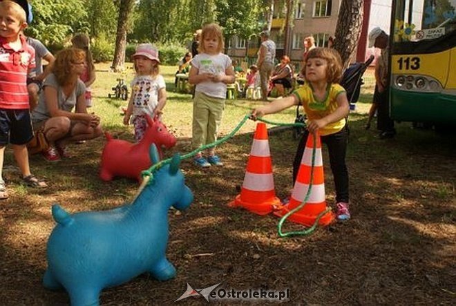 Nauka pierwszej pomocy z Radosnym Świetlicobusem [29.07.2015] - zdjęcie #214 - eOstroleka.pl