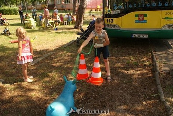 Nauka pierwszej pomocy z Radosnym Świetlicobusem [29.07.2015] - zdjęcie #210 - eOstroleka.pl
