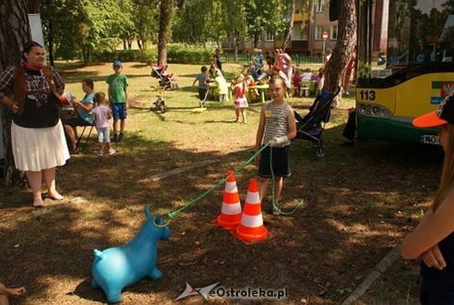 Nauka pierwszej pomocy z Radosnym Świetlicobusem [29.07.2015] - zdjęcie #208 - eOstroleka.pl