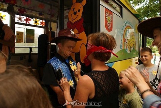 Nauka pierwszej pomocy z Radosnym Świetlicobusem [29.07.2015] - zdjęcie #154 - eOstroleka.pl