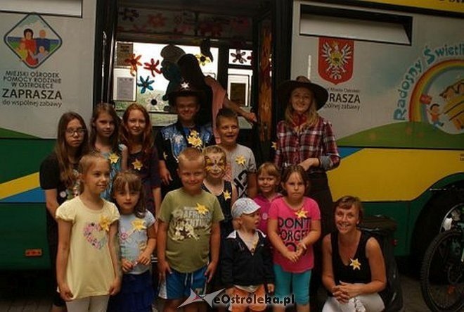 Nauka pierwszej pomocy z Radosnym Świetlicobusem [29.07.2015] - zdjęcie #152 - eOstroleka.pl