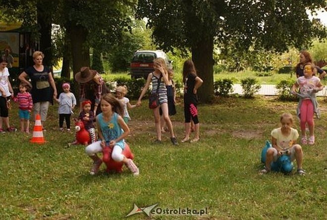 Nauka pierwszej pomocy z Radosnym Świetlicobusem [29.07.2015] - zdjęcie #134 - eOstroleka.pl
