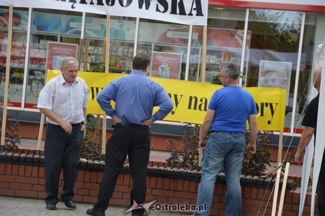 Happening zwolenników Pawła Kukiza [30.07.2015] - zdjęcie #6 - eOstroleka.pl