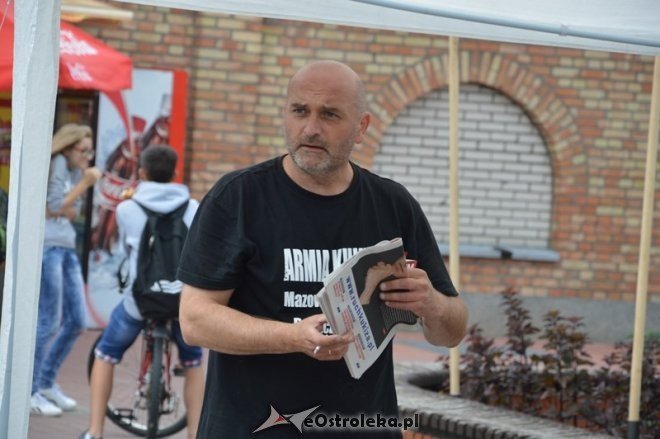 Happening zwolenników Pawła Kukiza [30.07.2015] - zdjęcie #37 - eOstroleka.pl