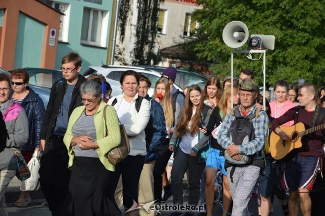 31. Piesza Pielgrzymka Łomżyńska na Jasną Górę [01.08.2015] - zdjęcie #36 - eOstroleka.pl