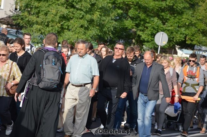 31. Piesza Pielgrzymka Łomżyńska na Jasną Górę [01.08.2015] - zdjęcie #18 - eOstroleka.pl