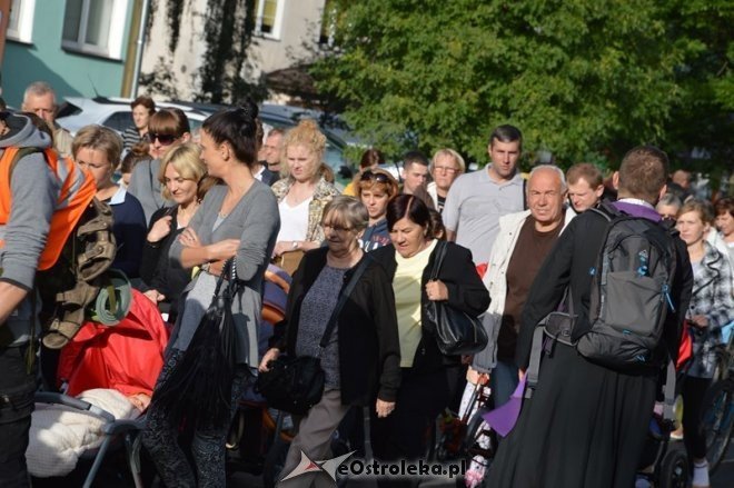 31. Piesza Pielgrzymka Łomżyńska na Jasną Górę [01.08.2015] - zdjęcie #12 - eOstroleka.pl