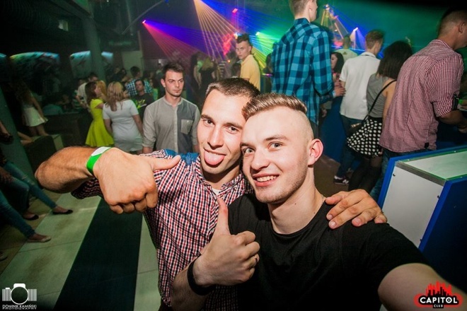 Noc Wariatów w klubie Capitol [31.07.2015] - zdjęcie #143 - eOstroleka.pl
