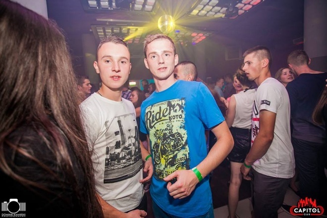 Noc Wariatów w klubie Capitol [31.07.2015] - zdjęcie #134 - eOstroleka.pl