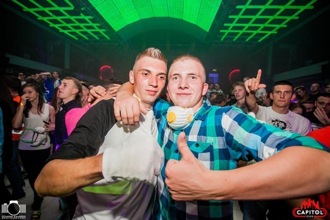 Noc Wariatów w klubie Capitol [31.07.2015] - zdjęcie #132 - eOstroleka.pl
