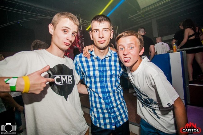 Noc Wariatów w klubie Capitol [31.07.2015] - zdjęcie #124 - eOstroleka.pl