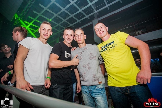 Noc Wariatów w klubie Capitol [31.07.2015] - zdjęcie #123 - eOstroleka.pl