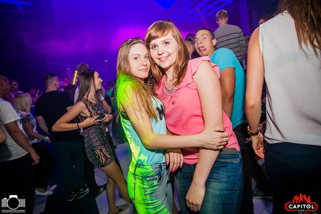 Noc Wariatów w klubie Capitol [31.07.2015] - zdjęcie #116 - eOstroleka.pl