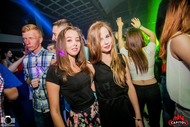 Noc Wariatów w klubie Capitol [31.07.2015] - zdjęcie #114 - eOstroleka.pl
