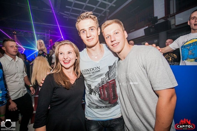 Noc Wariatów w klubie Capitol [31.07.2015] - zdjęcie #111 - eOstroleka.pl