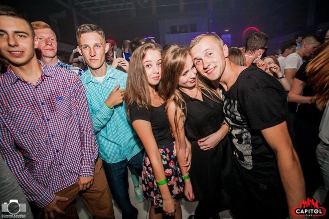 Noc Wariatów w klubie Capitol [31.07.2015] - zdjęcie #107 - eOstroleka.pl