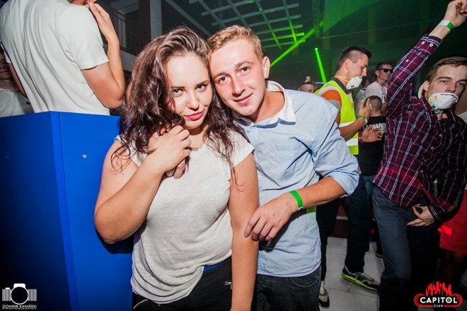 Noc Wariatów w klubie Capitol [31.07.2015] - zdjęcie #100 - eOstroleka.pl