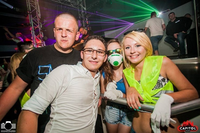 Noc Wariatów w klubie Capitol [31.07.2015] - zdjęcie #99 - eOstroleka.pl
