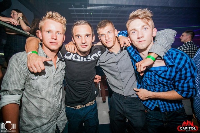 Noc Wariatów w klubie Capitol [31.07.2015] - zdjęcie #98 - eOstroleka.pl