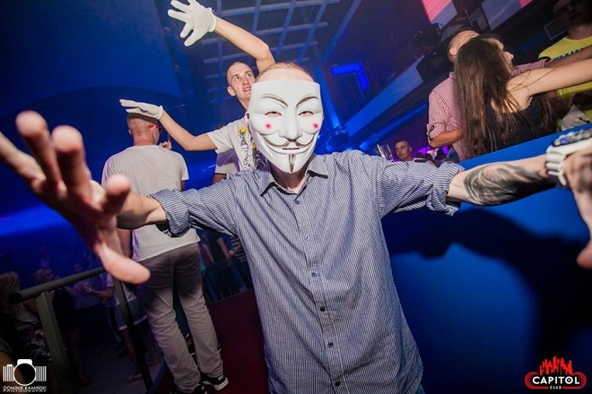 Noc Wariatów w klubie Capitol [31.07.2015] - zdjęcie #93 - eOstroleka.pl