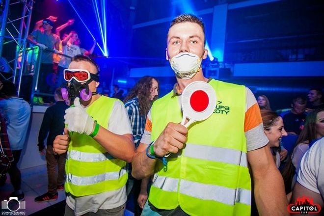 Noc Wariatów w klubie Capitol [31.07.2015] - zdjęcie #92 - eOstroleka.pl