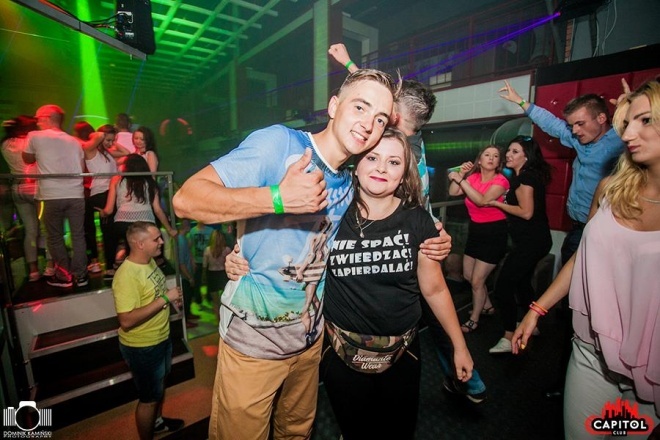 Noc Wariatów w klubie Capitol [31.07.2015] - zdjęcie #91 - eOstroleka.pl