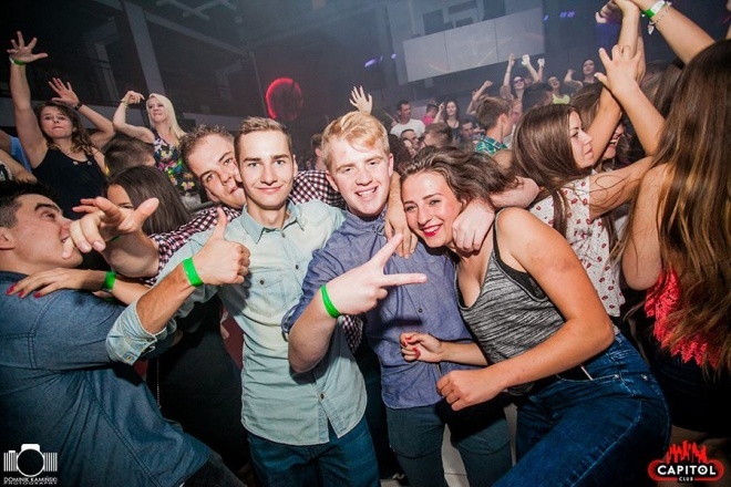 Noc Wariatów w klubie Capitol [31.07.2015] - zdjęcie #90 - eOstroleka.pl