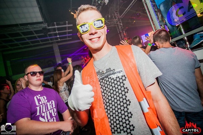 Noc Wariatów w klubie Capitol [31.07.2015] - zdjęcie #89 - eOstroleka.pl