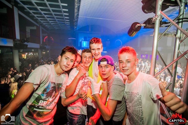 Noc Wariatów w klubie Capitol [31.07.2015] - zdjęcie #84 - eOstroleka.pl
