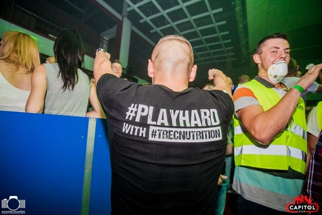 Noc Wariatów w klubie Capitol [31.07.2015] - zdjęcie #76 - eOstroleka.pl