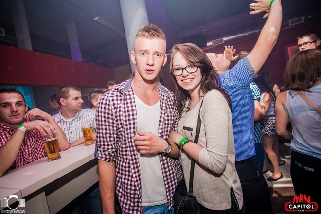 Noc Wariatów w klubie Capitol [31.07.2015] - zdjęcie #68 - eOstroleka.pl