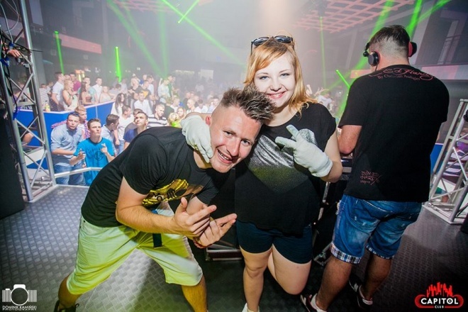 Noc Wariatów w klubie Capitol [31.07.2015] - zdjęcie #170 - eOstroleka.pl