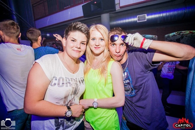 Noc Wariatów w klubie Capitol [31.07.2015] - zdjęcie #54 - eOstroleka.pl