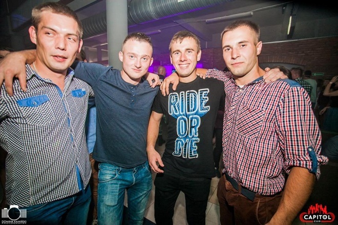 Noc Wariatów w klubie Capitol [31.07.2015] - zdjęcie #50 - eOstroleka.pl